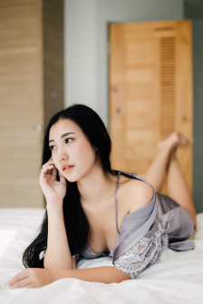马背上越撞越凶